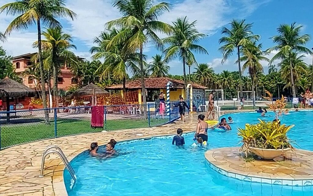 Piscina no Sítio dos Netinhos